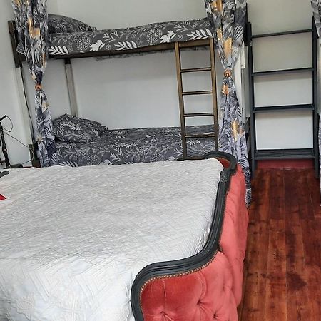 Le Pas Sage Bed & Breakfast La Caillère Eksteriør bilde